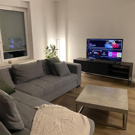 Haus Mit Garten - Kingbett - Wifi - Parkplatz Essen Exterior foto